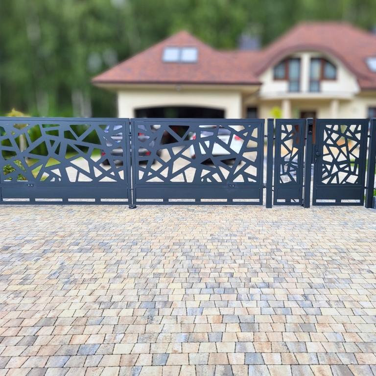 Panel ogrodzeniowy metalowy