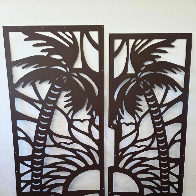 Metalowy panel ozdobny