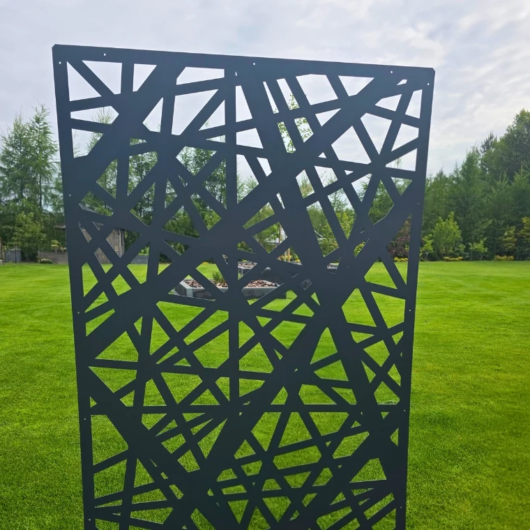 Metalowy panel ozdobny