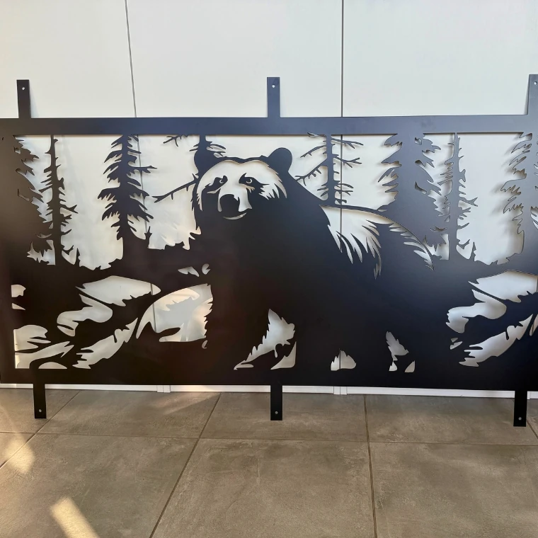 Metalowy panel ozdobny