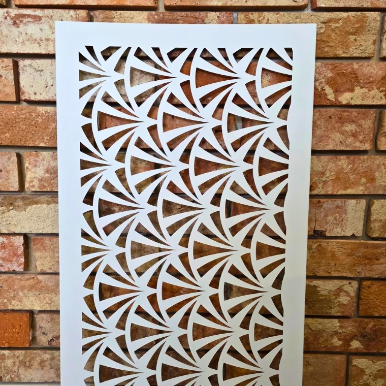 Metalowy panel ozdobny