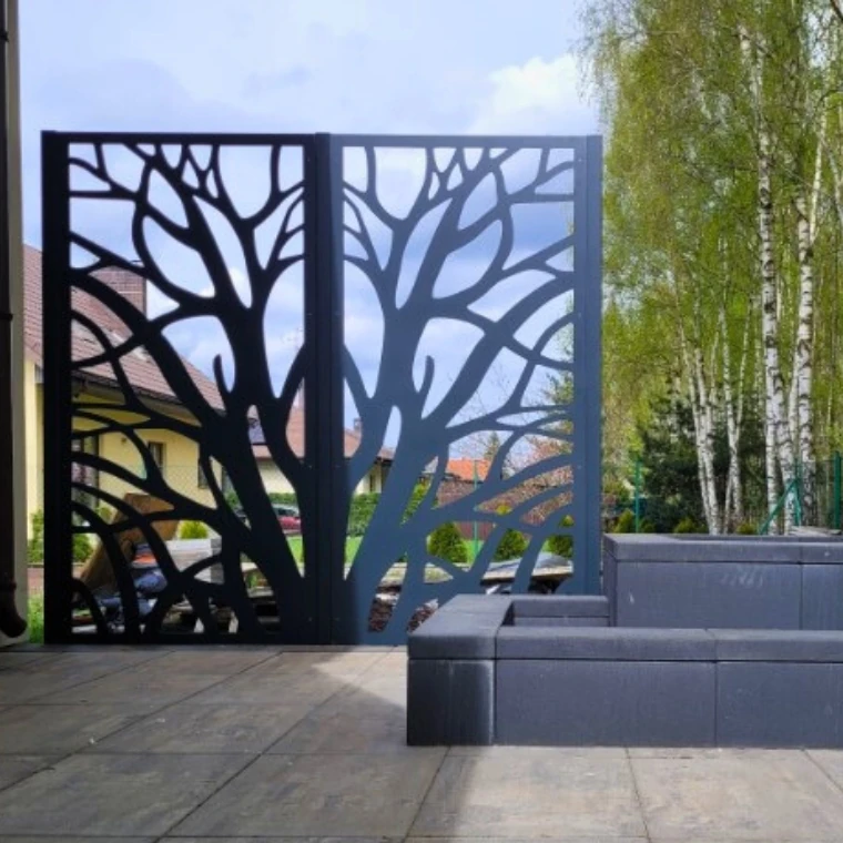 Metalowy panel ozdobny