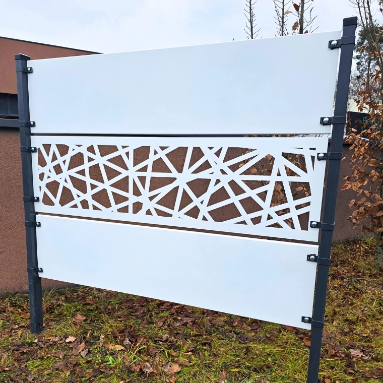 Metalowy panel ozdobny